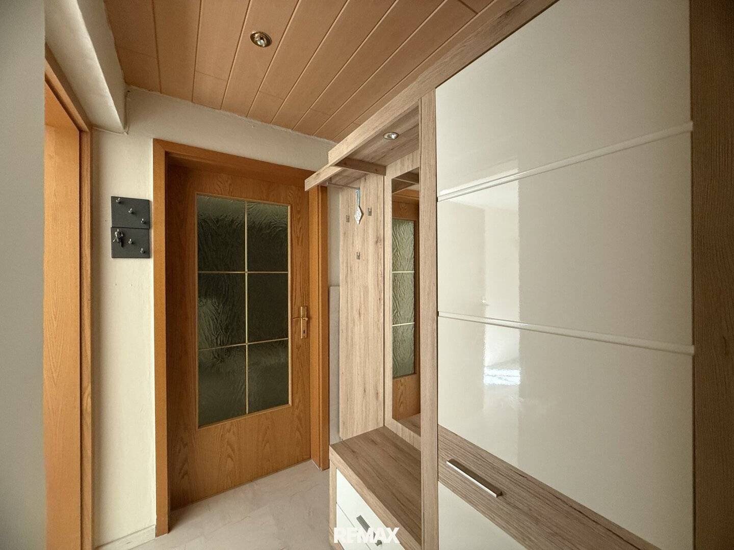 Cozy 3-room 52m² ground floor apartment with modern kitchen and bathroom in idyllic nature-close residential location in Breitenau