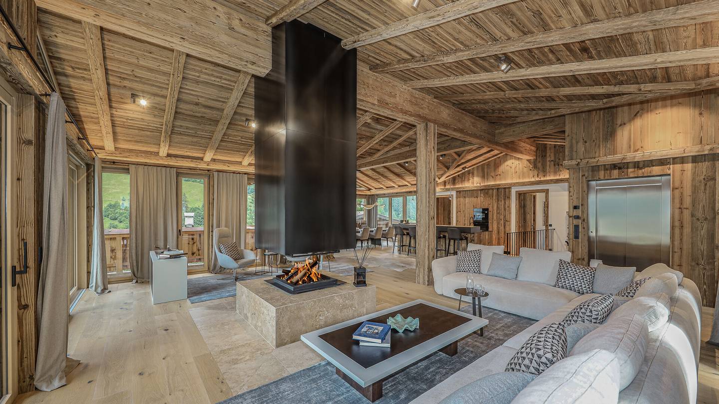 Alpines Landhaus mit Pool und Panoramablick Ferienwohnung