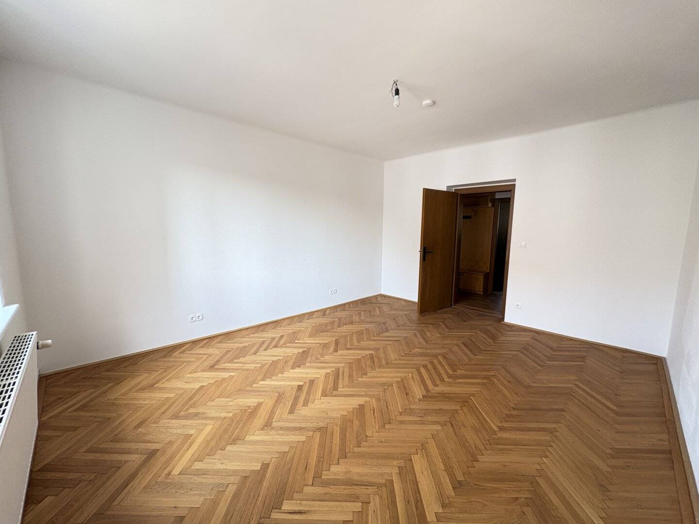 Centrally located 2-room apartment in Baden with balcony