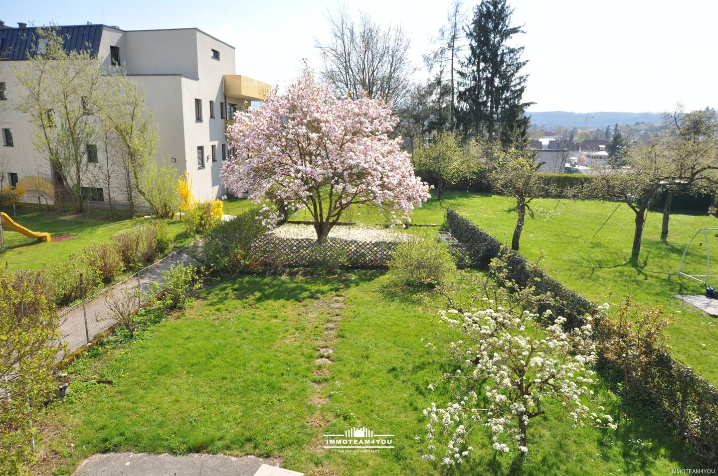 Sonnige Familienwohnung mit Gartenterrasse in Bahnhofsiedlung