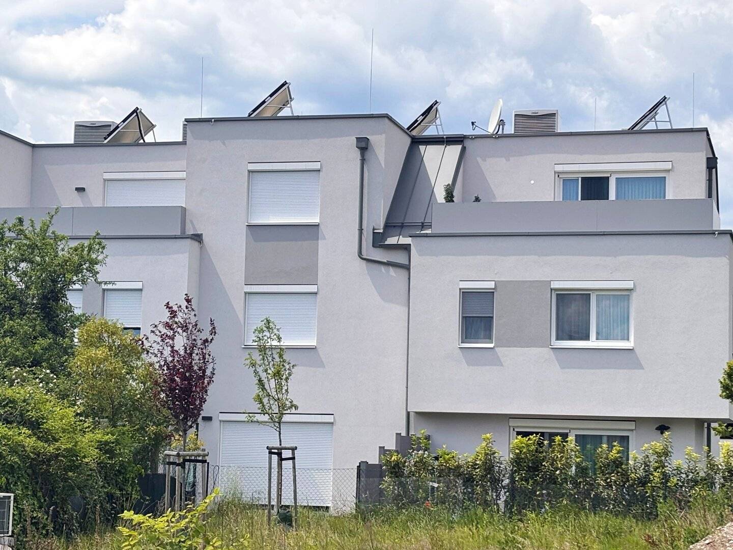 Turnkey low-energy terraced house with cellar and optional garage space – secure € 1,500 furniture voucher now!