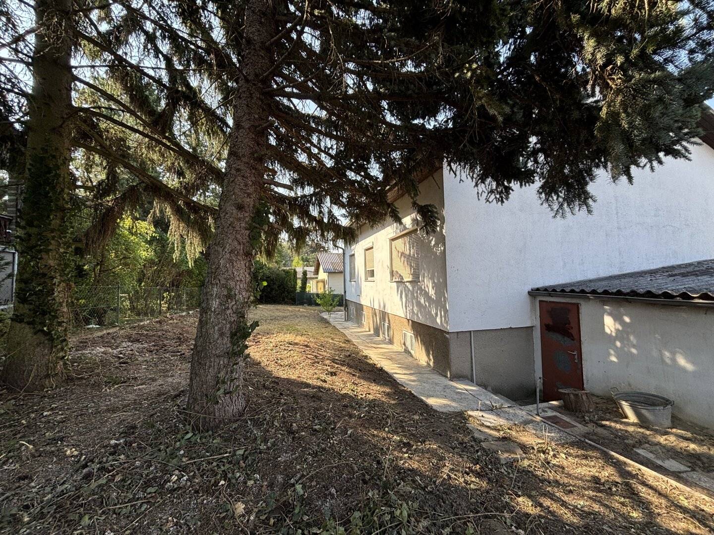 Raus aus der Stadt, rein in die Lebensqualität - 3-Zimmer Haus mit Potential im schönen Weinviertel - nur 145.000 €