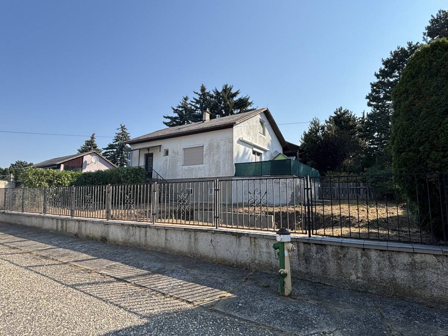 Raus aus der Stadt, rein in die Lebensqualität - 3-Zimmer Haus mit Potential im schönen Weinviertel - nur 145.000 €