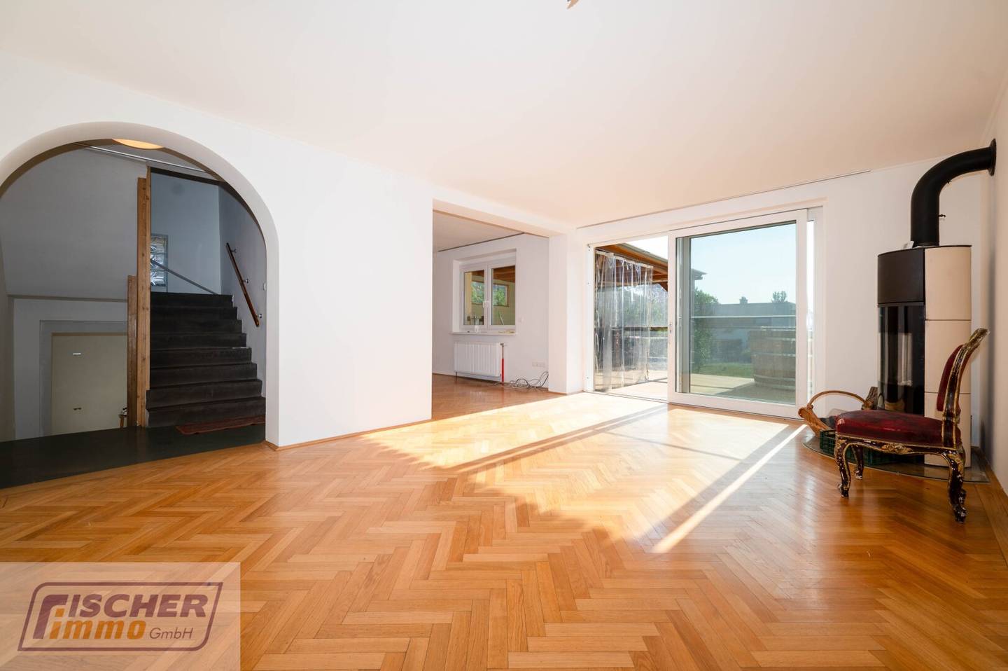 Einfamilienhaus mit Schwimmteich zu vermieten!