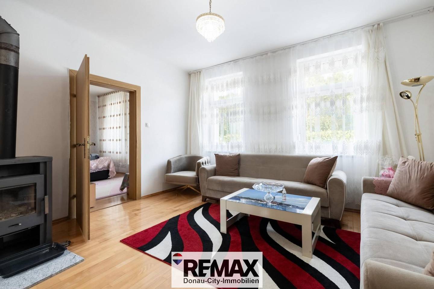 Family apartment with convertible attic and sunny garden