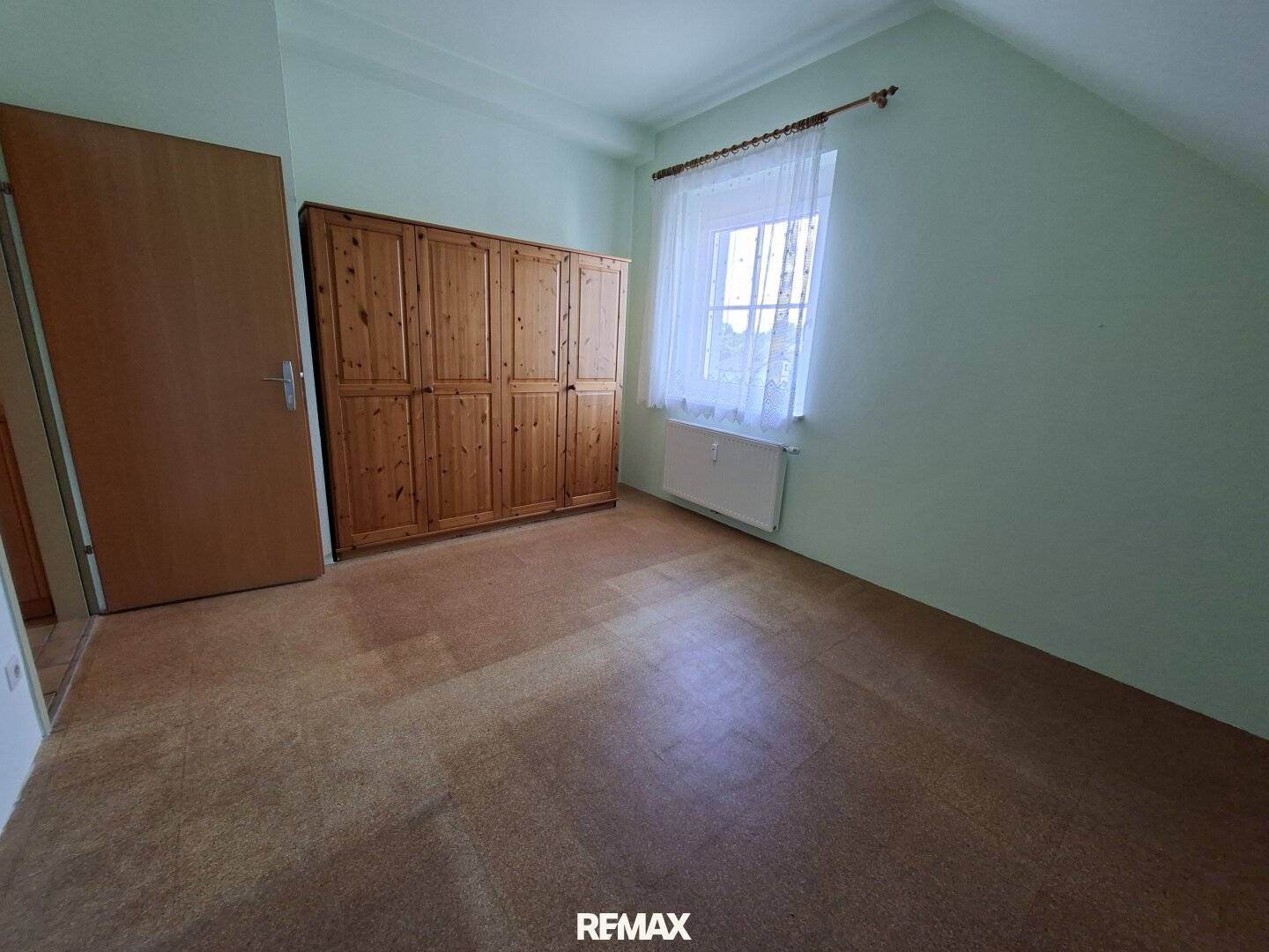 3 room apartment in quiet, family friendly location