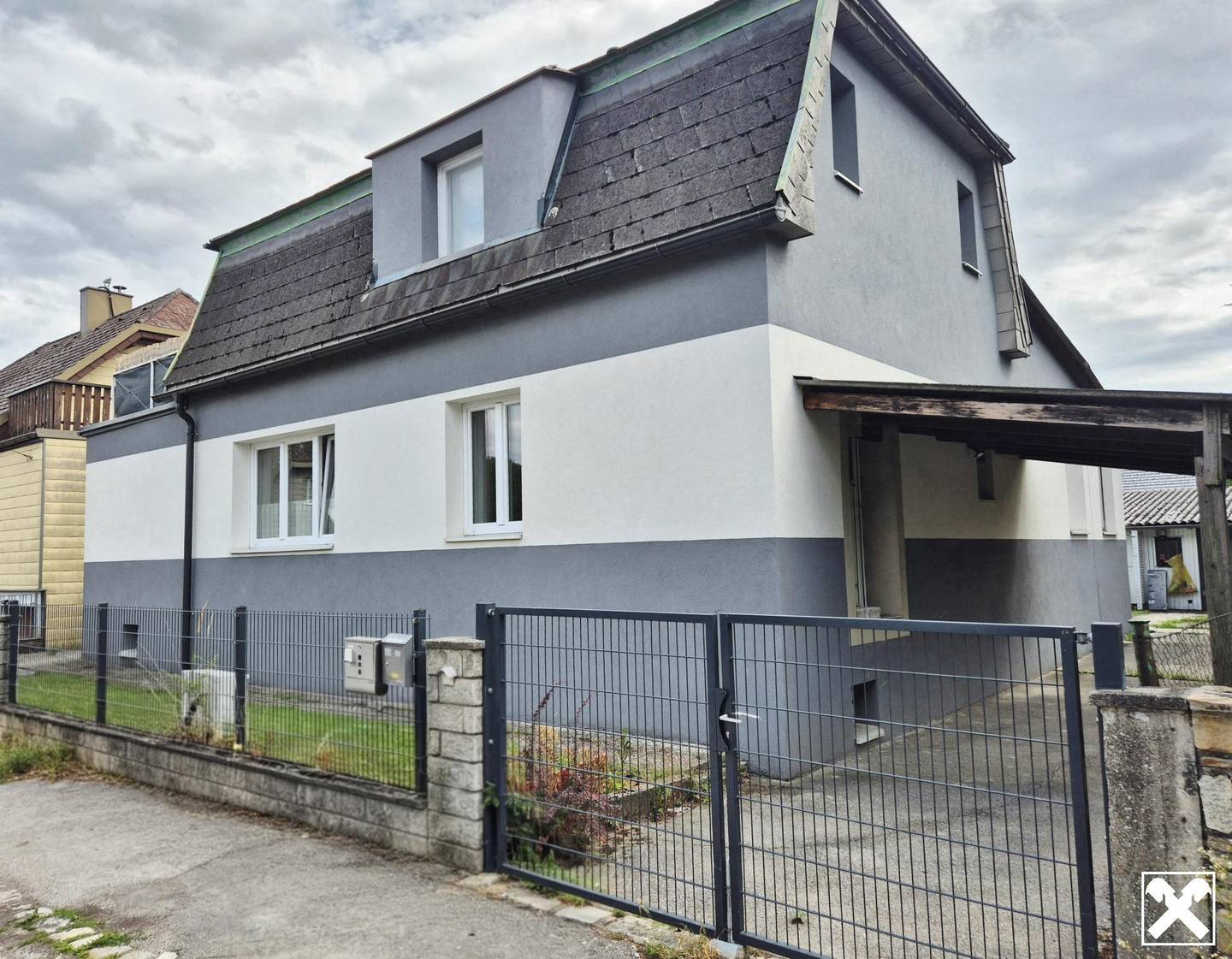 Investment apartment with large garden and two separate entrances