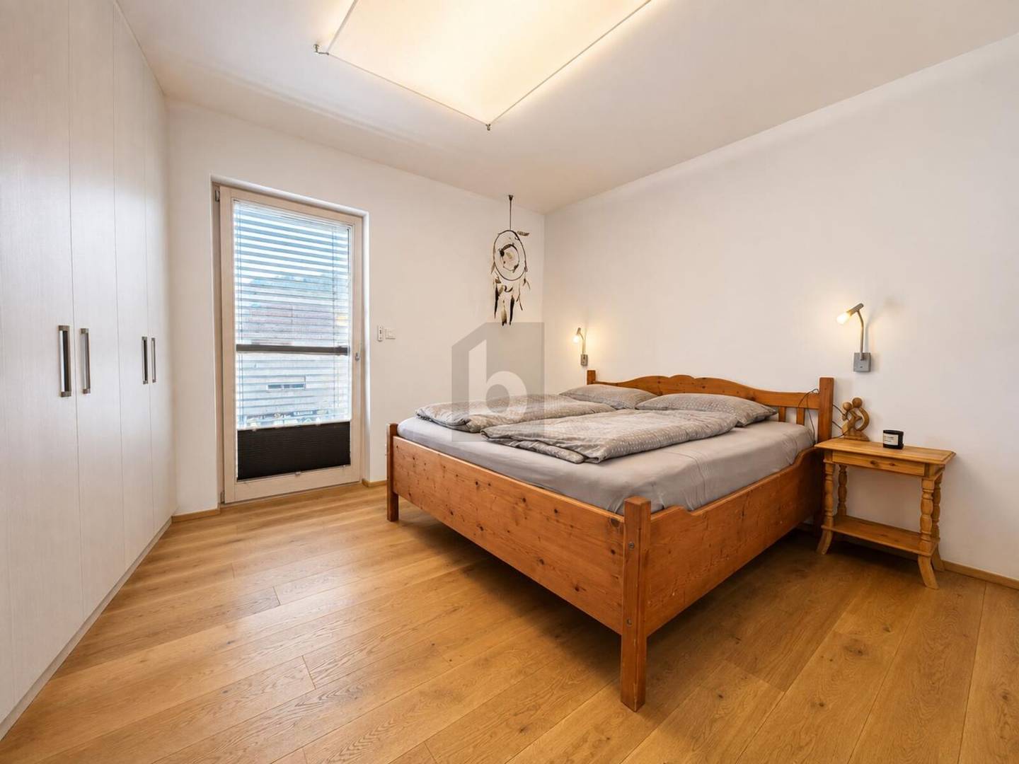 Helle Wohnung mit Loggia in ruhiger zentraler Lage