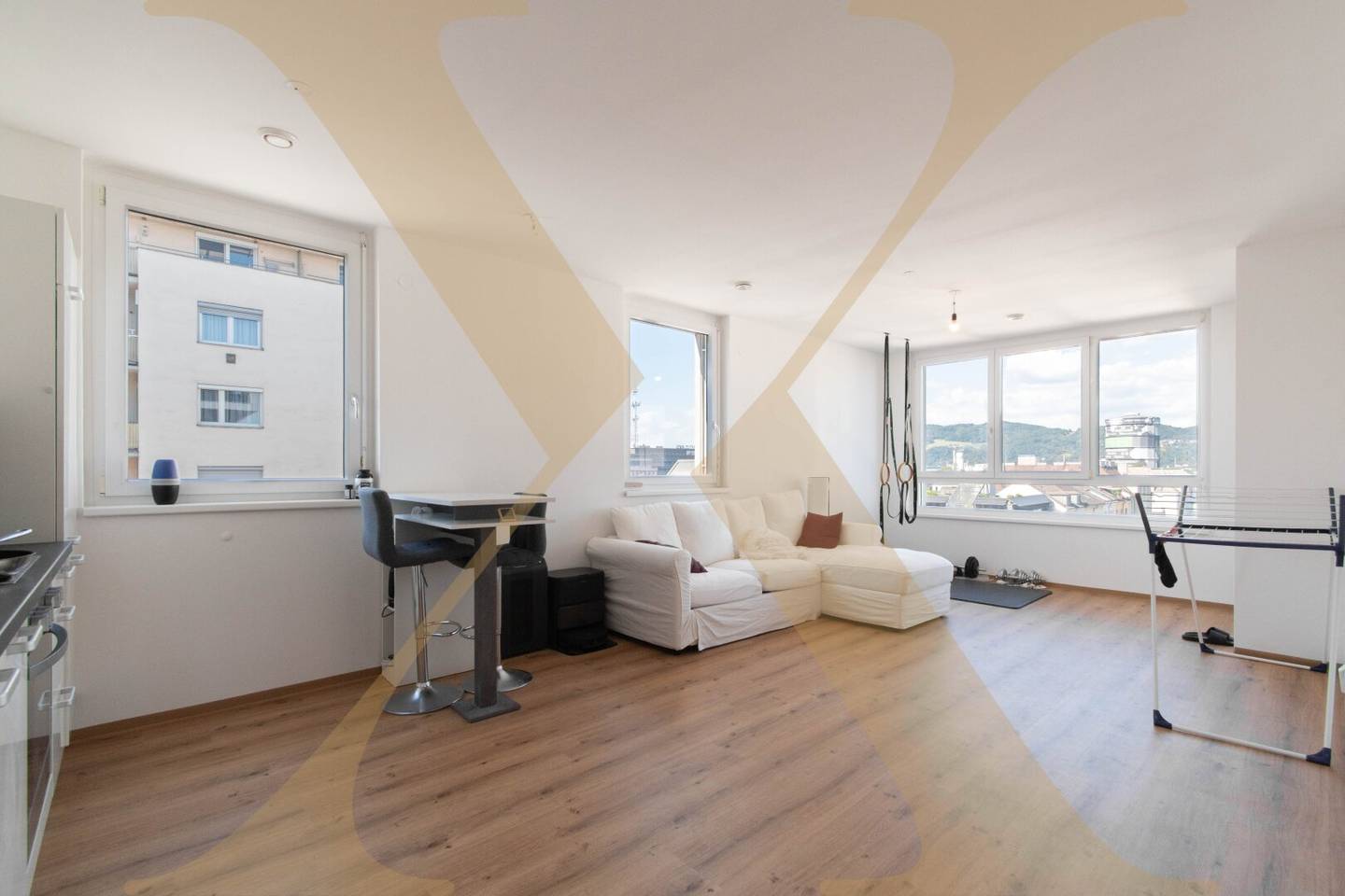 Attractive 3-room apartment with loggia for rent in Linz (Top 58)