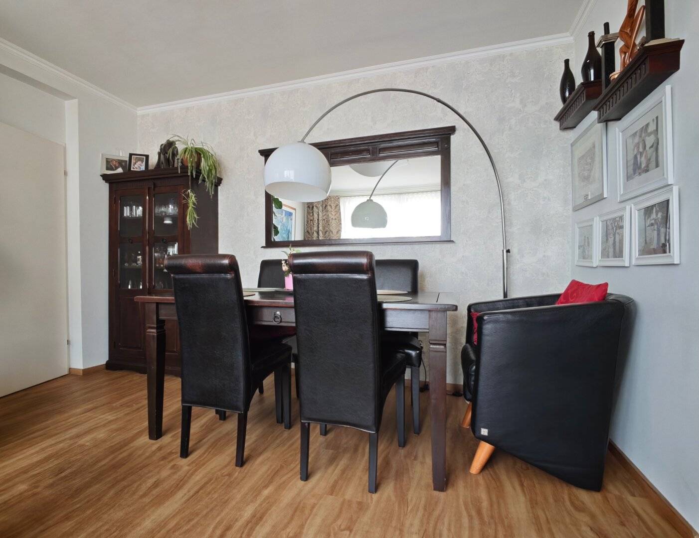 Charming 2-room attic apartment with quiet terrace in the 17th District