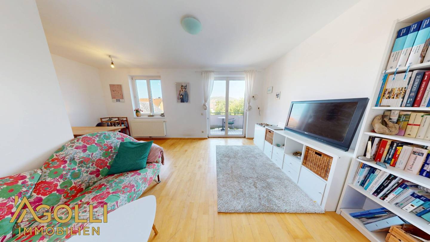 Cozy 2-room apartment with balcony and stunning Braunsberg view