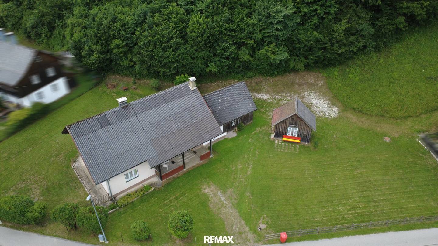 Einfamilienhaus mit großem Grundstück in naturnaher Lage von Schwarzenbach