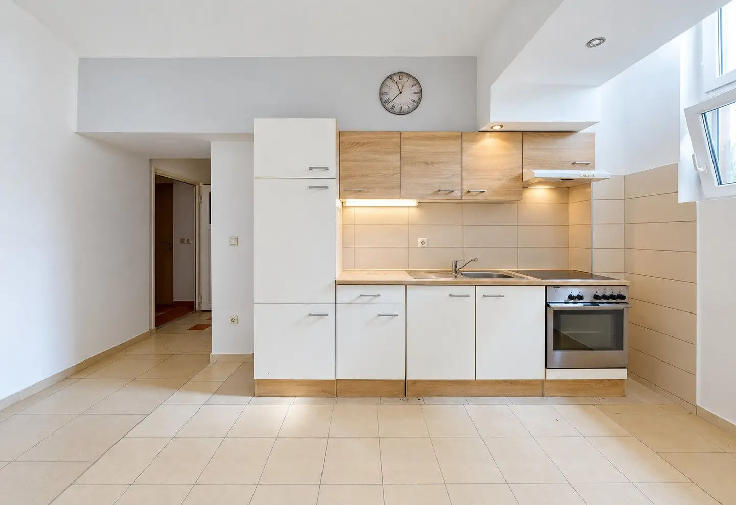 Practical commercial property with flexible use in Klagenfurt