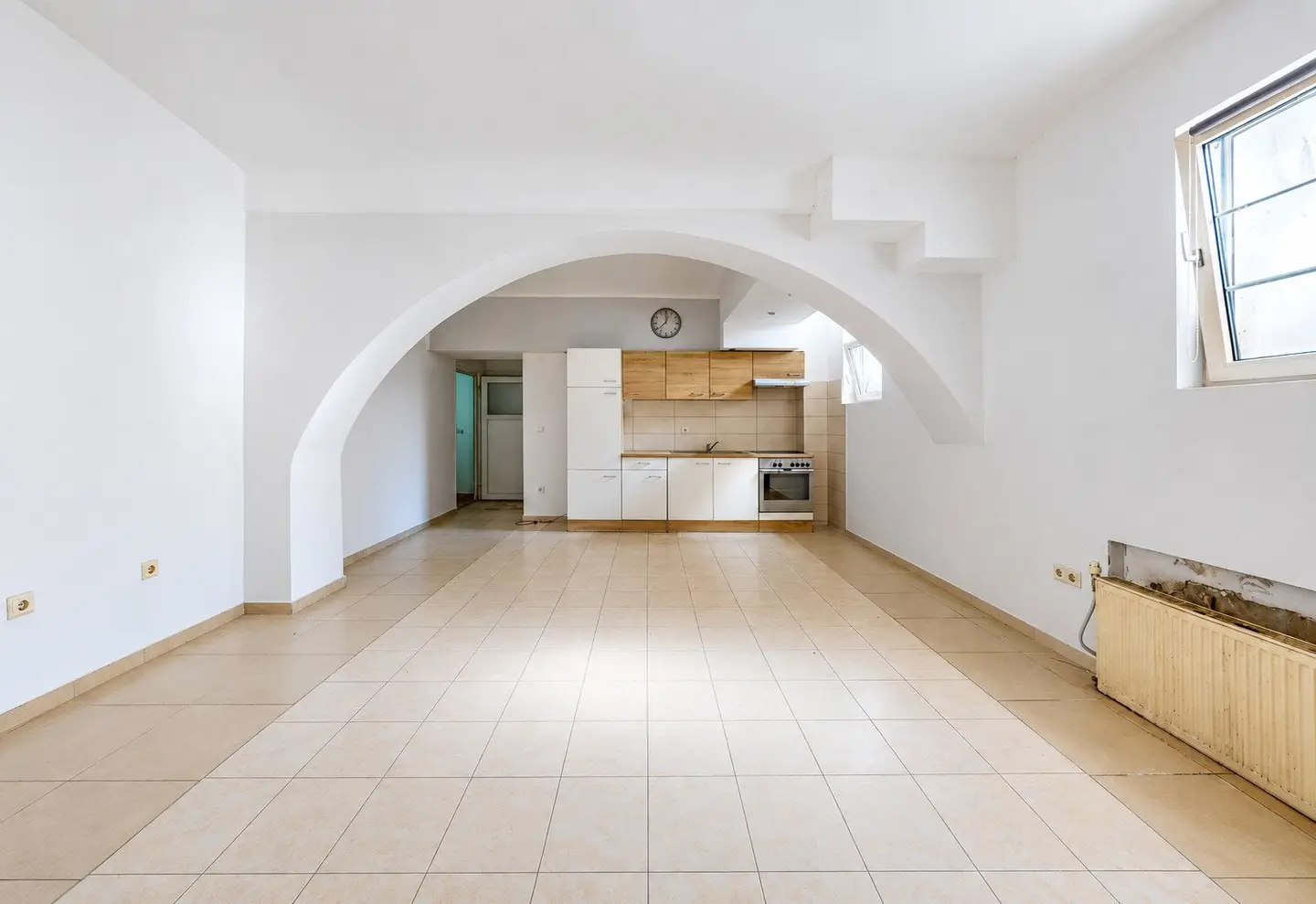 Practical commercial property with flexible use in Klagenfurt