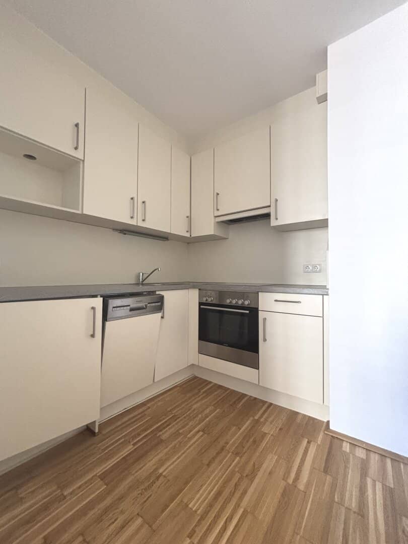 1210! Sanierte, hübsche 2-Zimmer Wohnung beim Floridsdorfer Spitz!