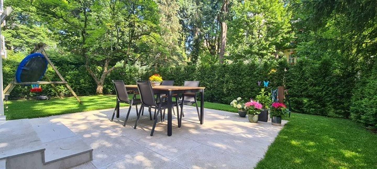 Erdgeschosswohnung with private garden in Alt Hietzing