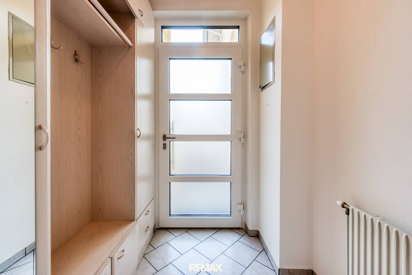 Condominium approx. 85 m² with loggia, soapstone stove and garage in Attnang Puchheim for sale