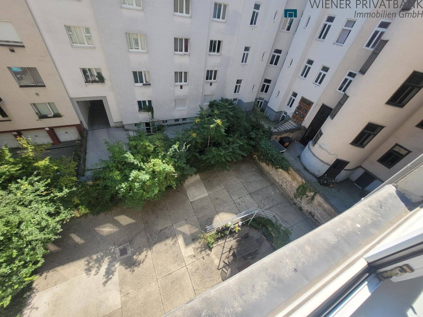 3 ROOM APARTMENT NEAR STADTHALLE