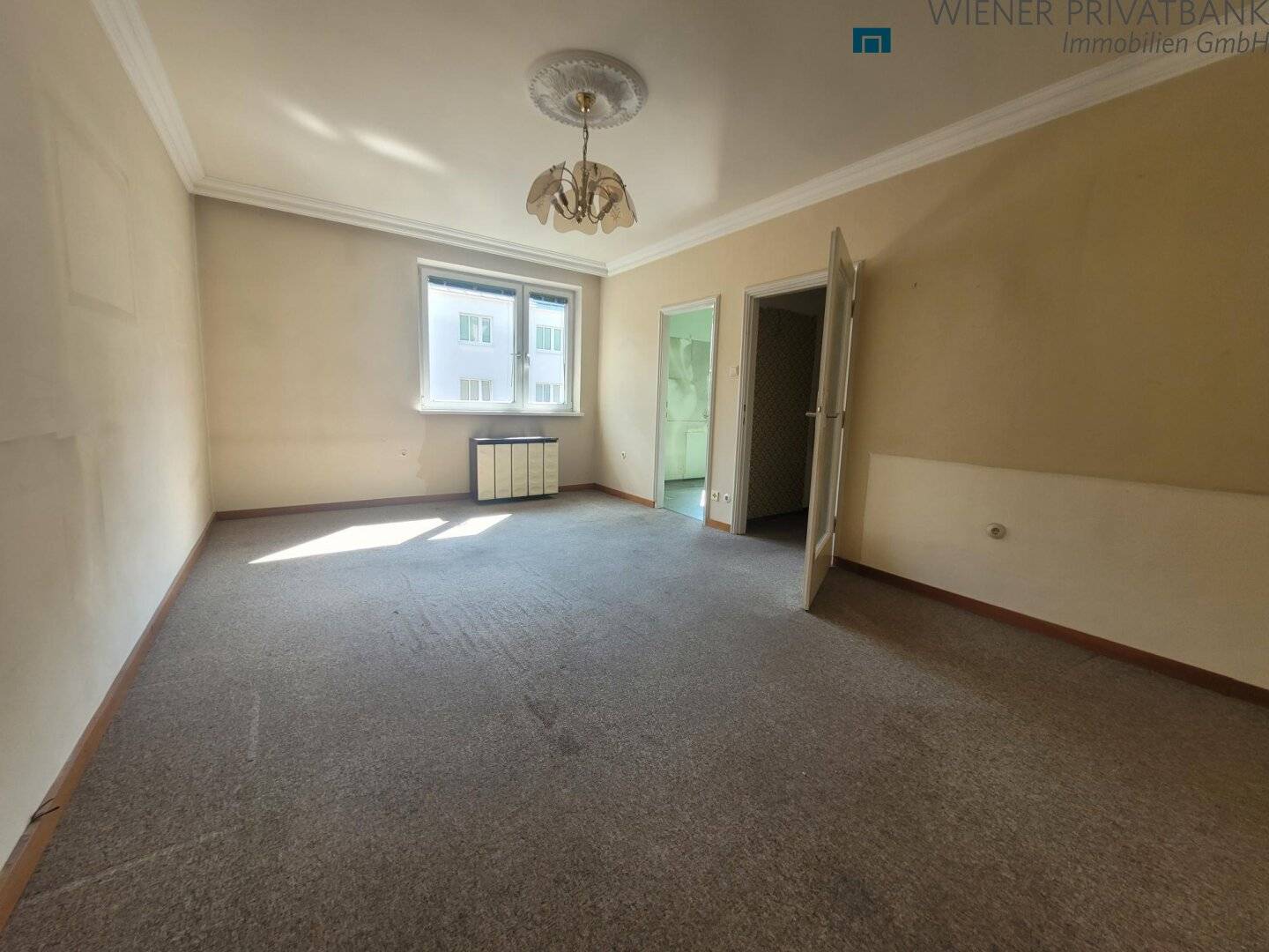 3 ROOM APARTMENT NEAR STADTHALLE
