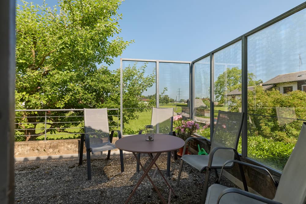 Familienwohnung mit großem Garten und Garage