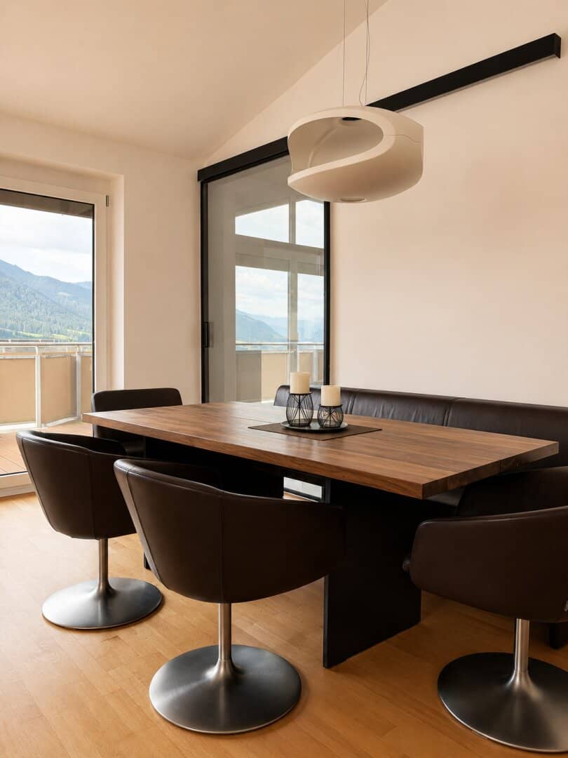 Modernes Wohnen mit Bergblick – Exklusive Dachgeschosswohnung in ruhiger Sonnenlage