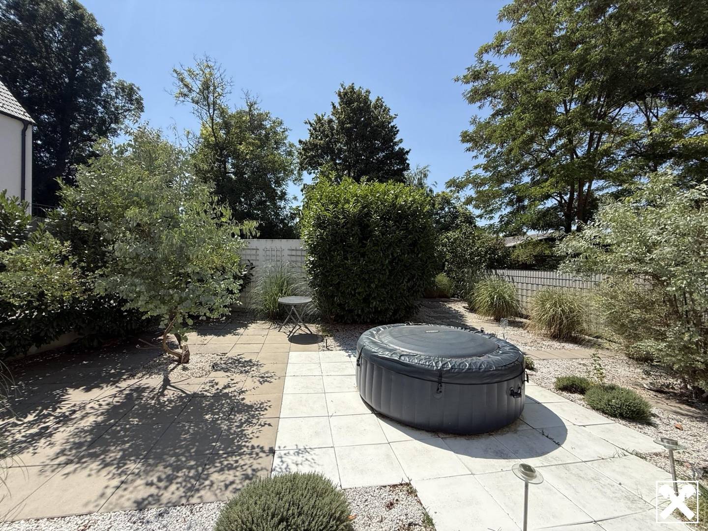 Top gepflegte Familienwohnung mit Garten und Terrasse