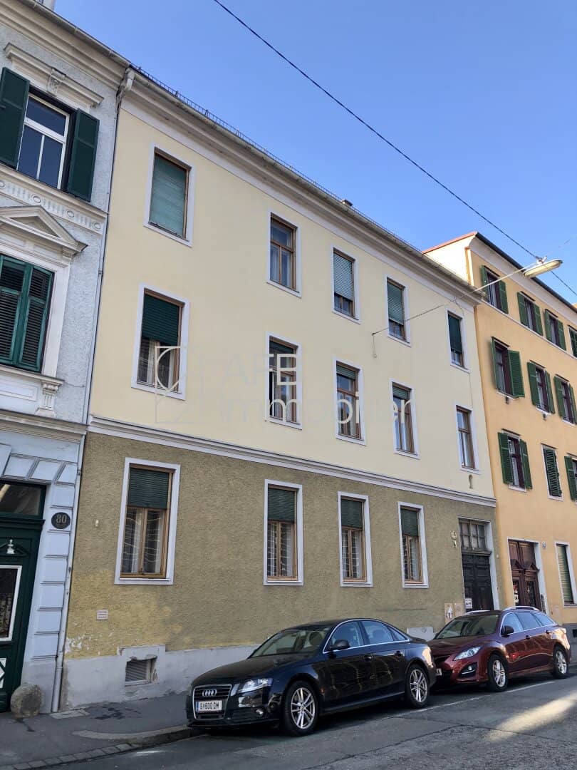 Well maintained 4.5-room period apartment for rent near Augarten