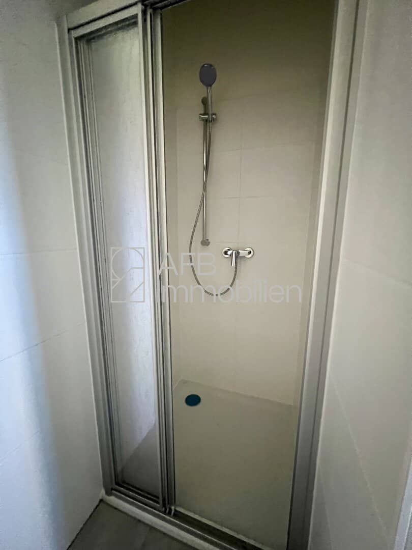 Well maintained 4.5-room period apartment for rent near Augarten