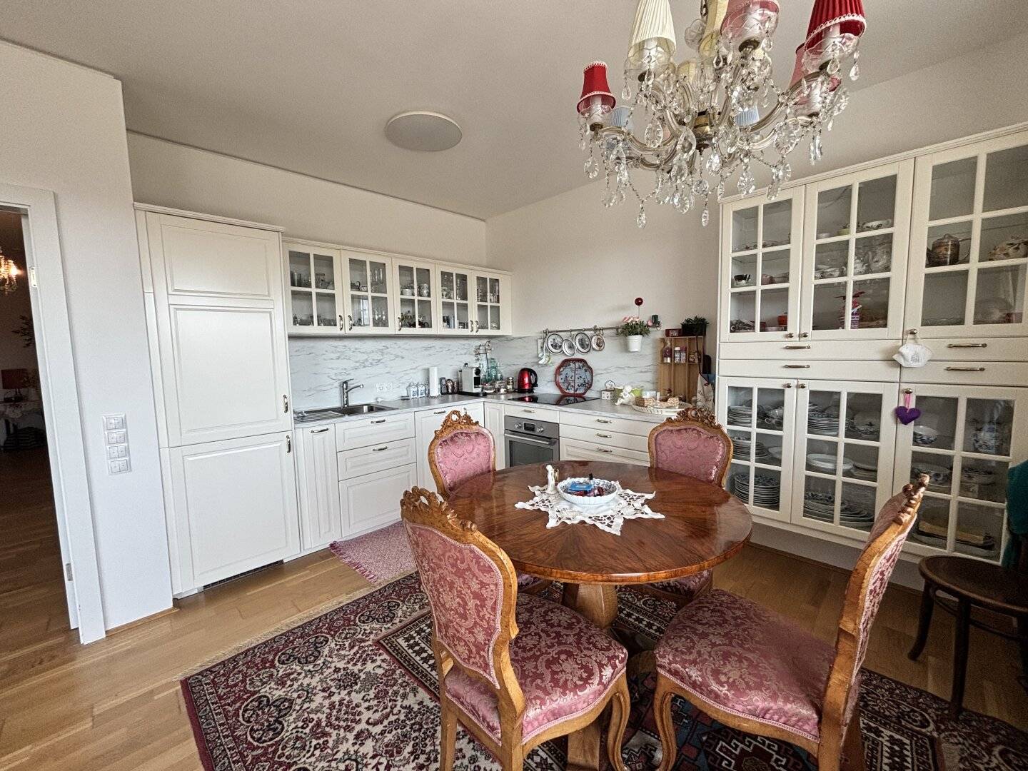 Gartenglück in Graz-Gösting: Stilvolle 3-Zimmer-Wohnung mit Garten und 30 m² großem Balkon