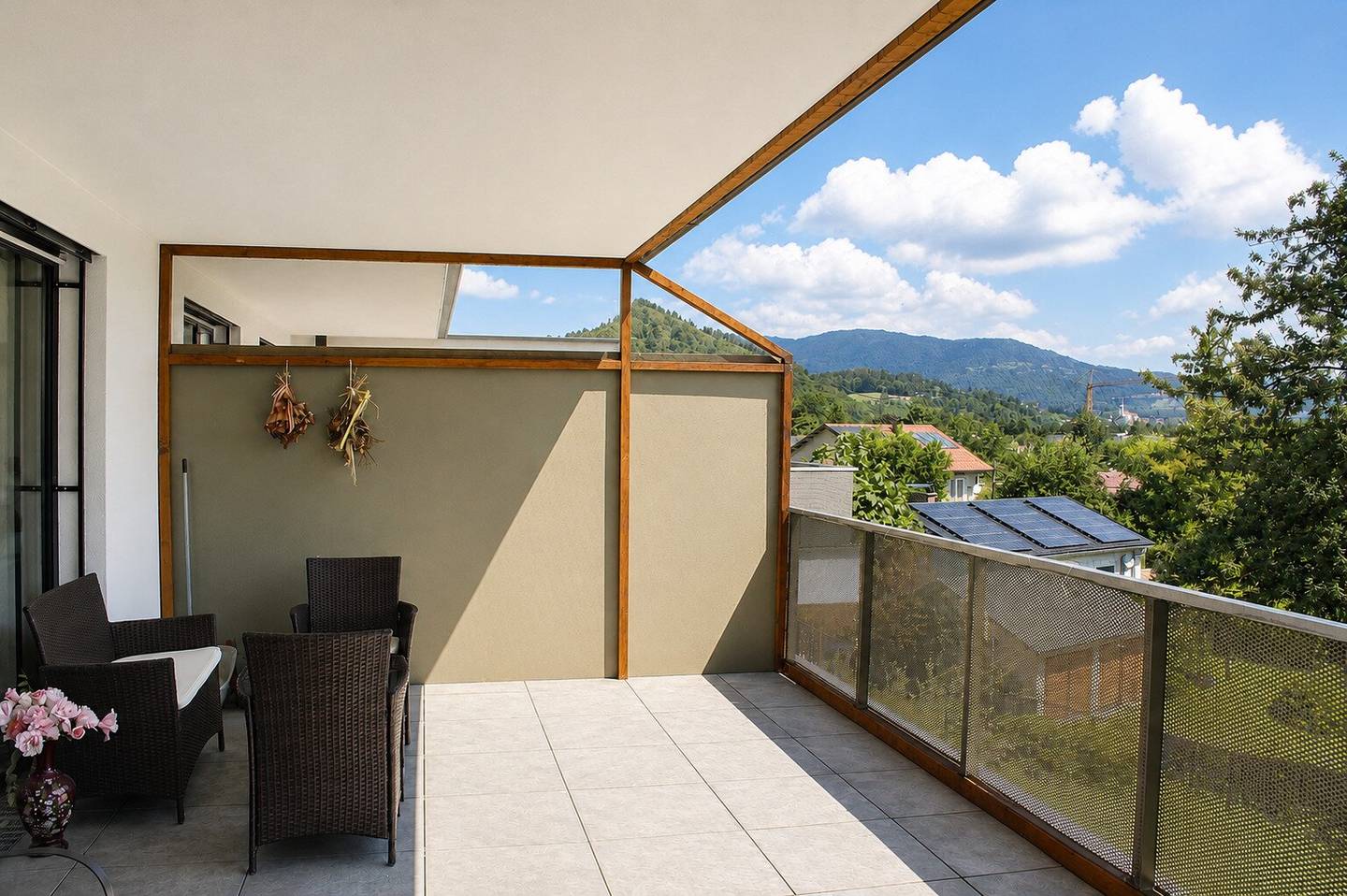 Gartenglück in Graz-Gösting: Stilvolle 3-Zimmer-Wohnung mit Garten und 30 m² großem Balkon