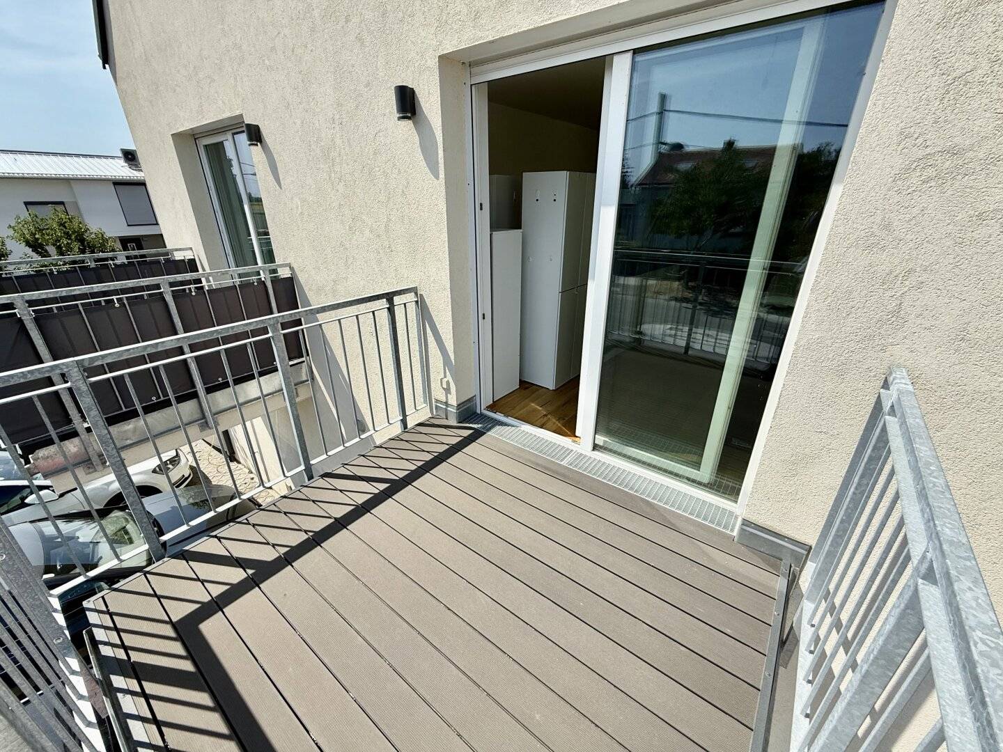 Bezugsfertige 3-Zimmer-Maisonette mit Balkon – Erstbezug in ruhiger Grünlage in Neu-Essling