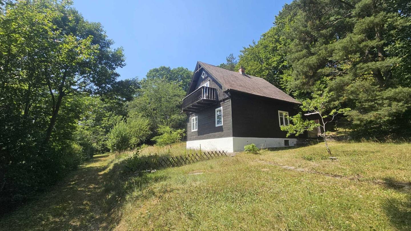 Großzügiges Baugrundstück – Bauklasse I und II (Bauträgerprojekt mit mehreren Wohneinheiten, Reihenhäuser, Villa mit parkähnlichem Garten)