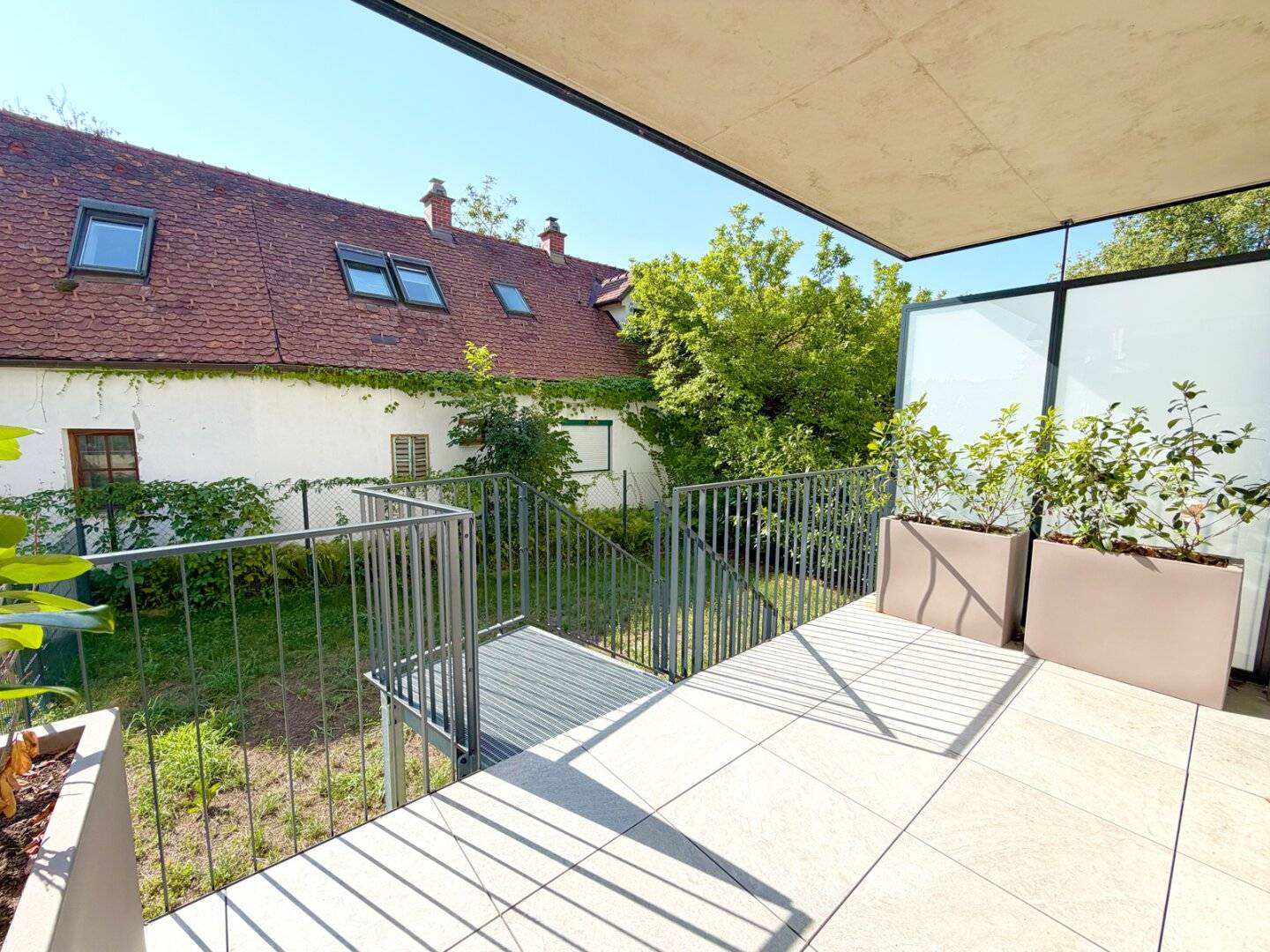 Traumhafte Neubau-Gartenwohnung in Lieboch – 74 m² Eigengarten | 2 TG-Plätze | Provisionsfrei!