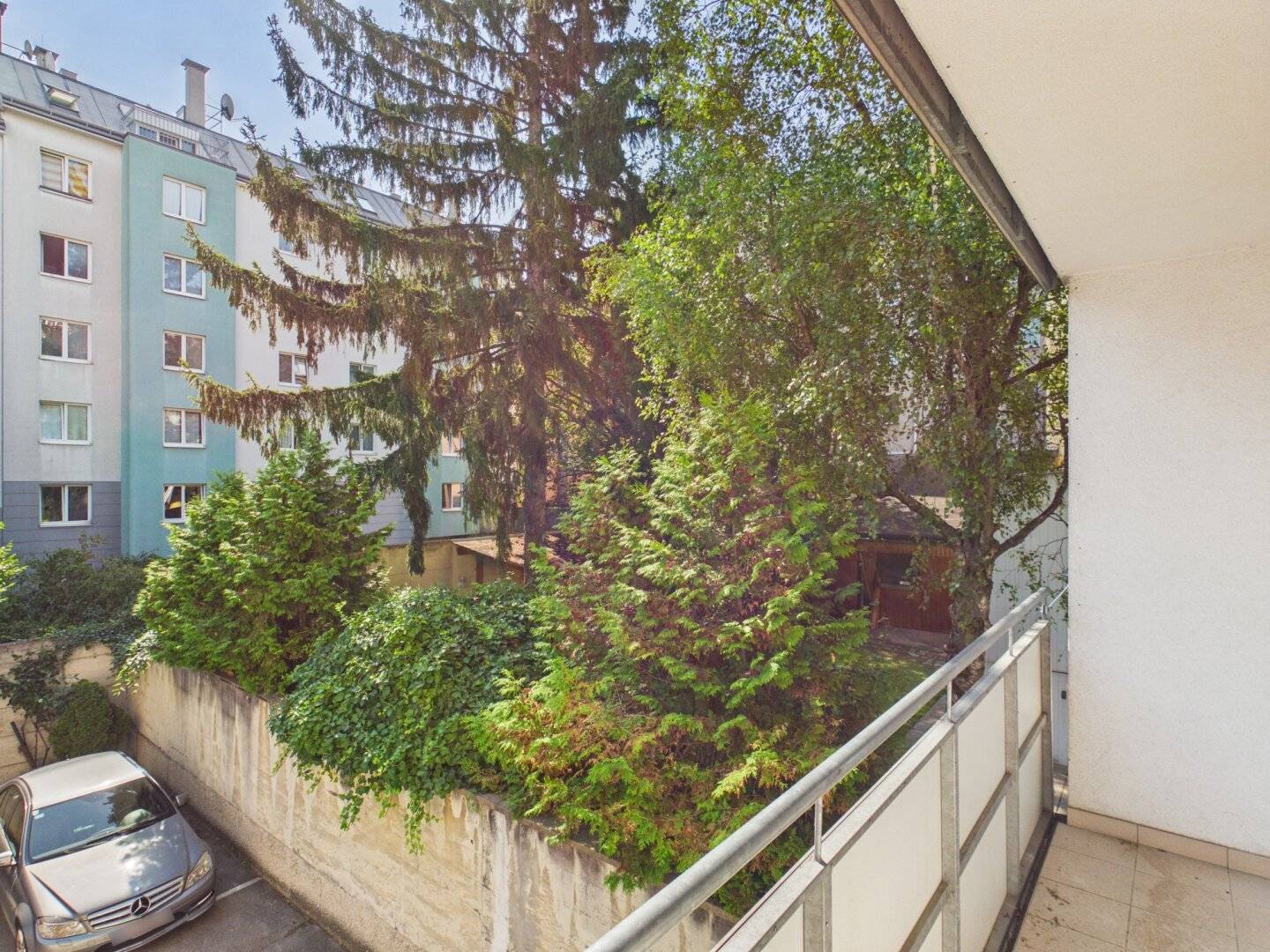 Modern 2-room apartment with loggia in the 10th district