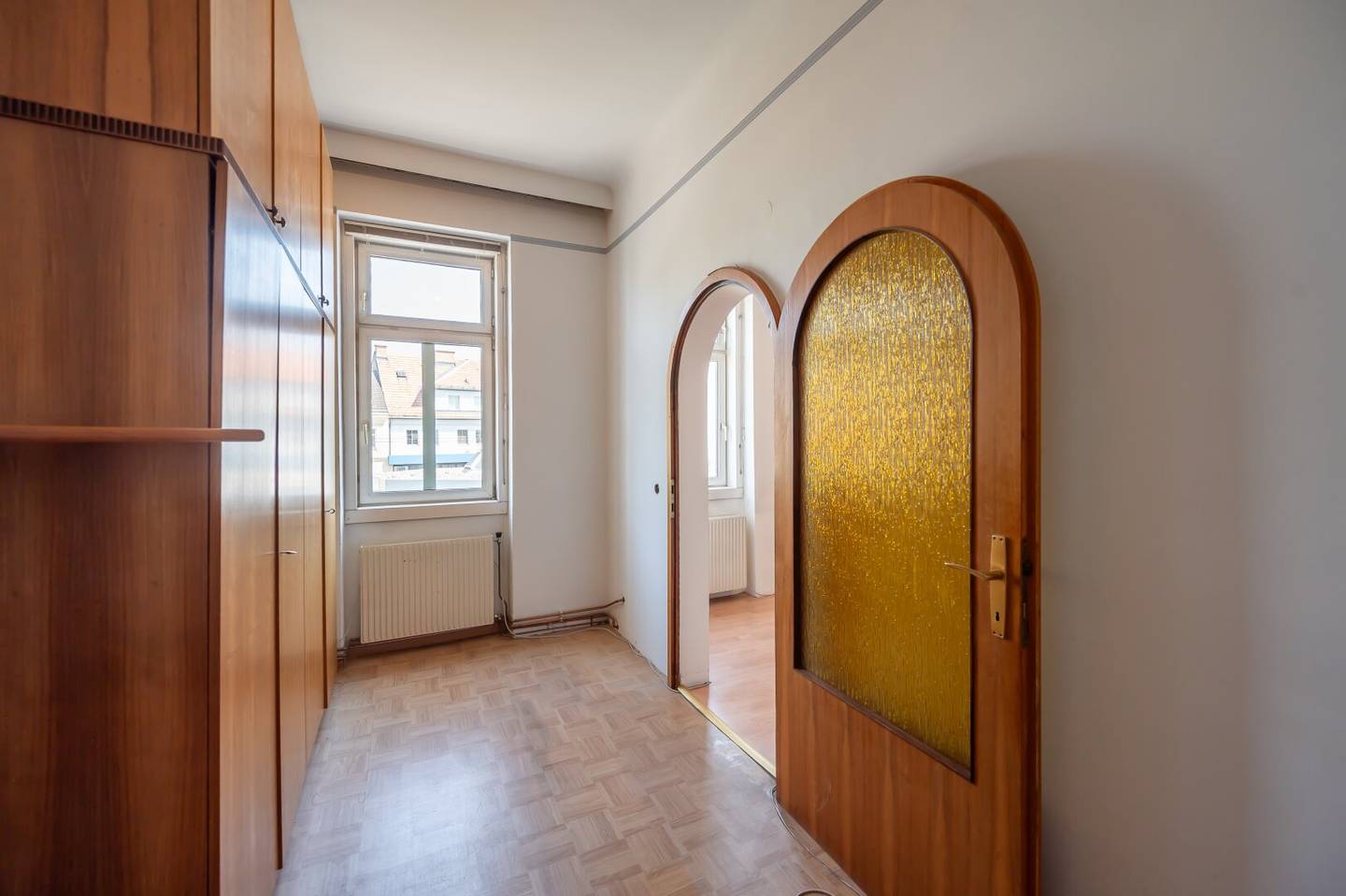 ++NEU++ Große 4-Zimmer-Altbauwohnung mit ca. 7 m² Balkon – Viel Platz &amp; Potenzial!