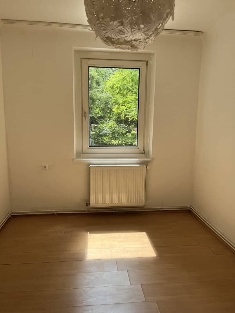 Living with view of greenery, 2-room ground floor apartment with garden use, 1130 Wien, near U4