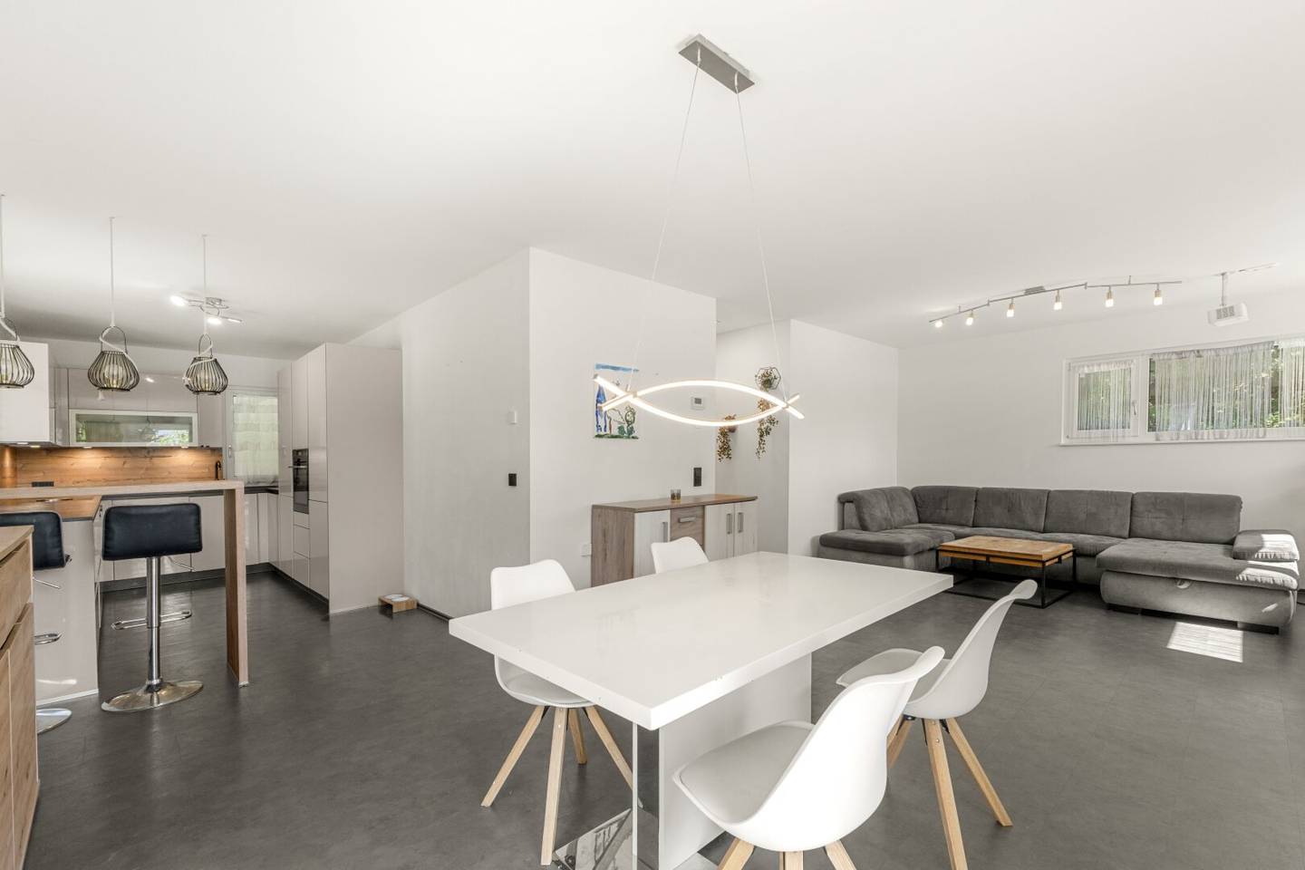 Trofaiach: Modernes Einfamilienhaus mit 4 Zimmer, 2 Bäder und großzügigem Grundstück
