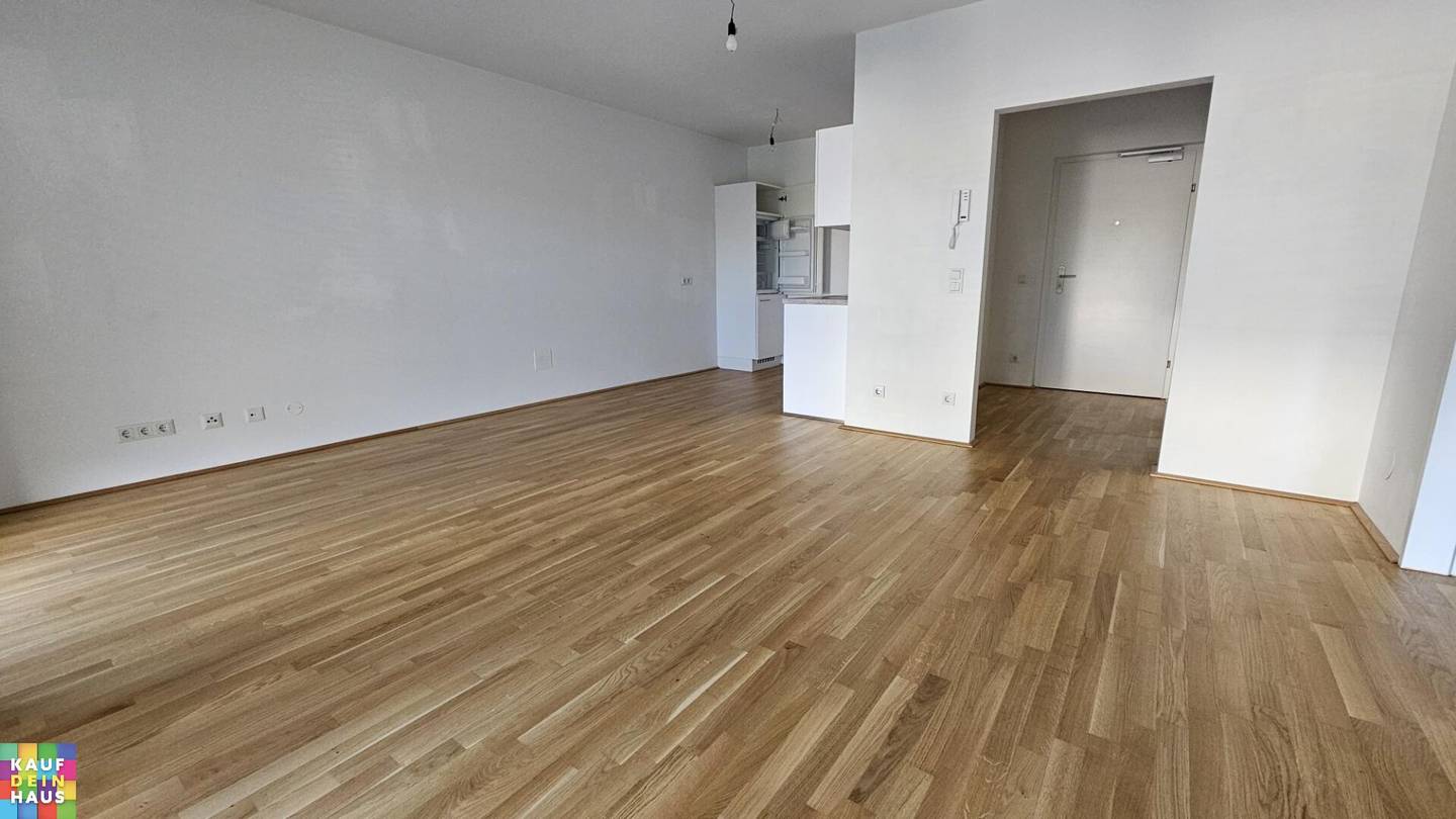 AKTION! 2 MONATE MIETFREI ! 2 ZIMMER MIETWOHNUNG MIT BALKON