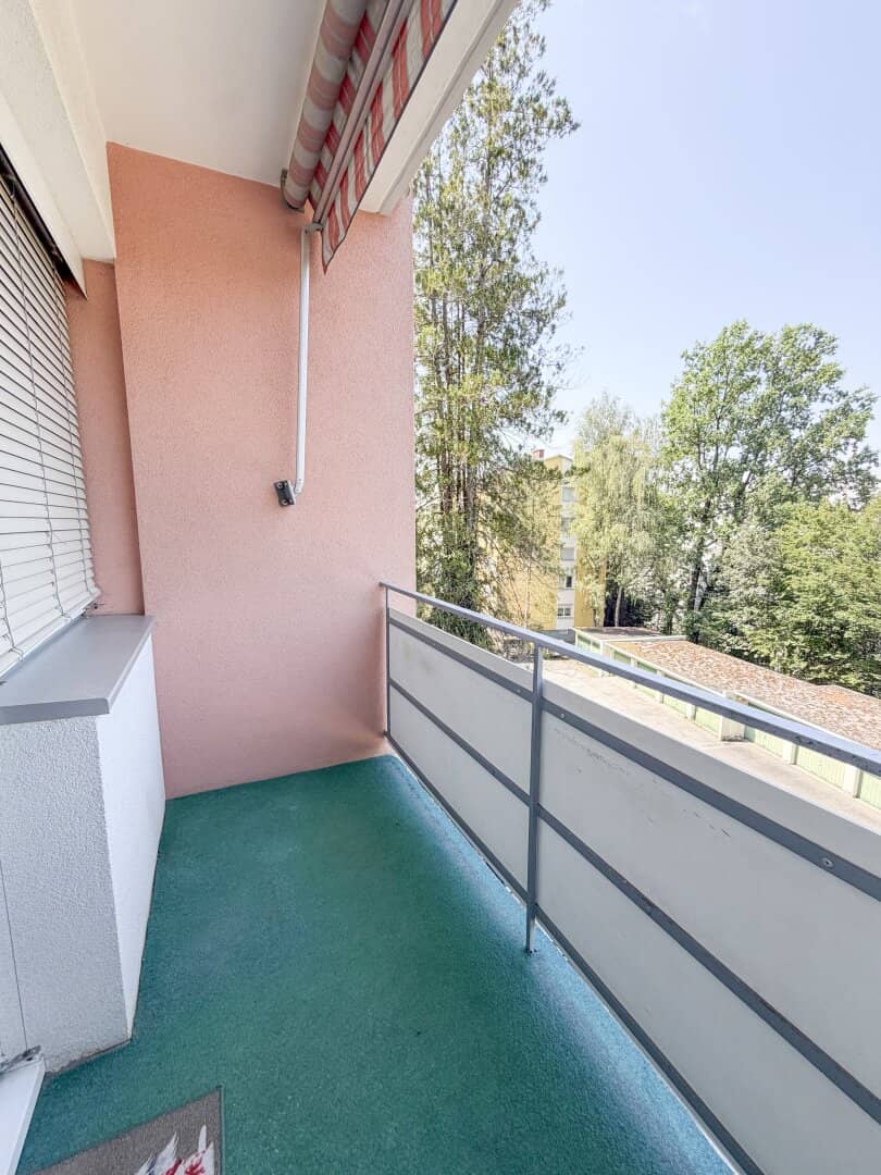 Bright 2-room apartment with balcony in a quiet location near LKH Graz