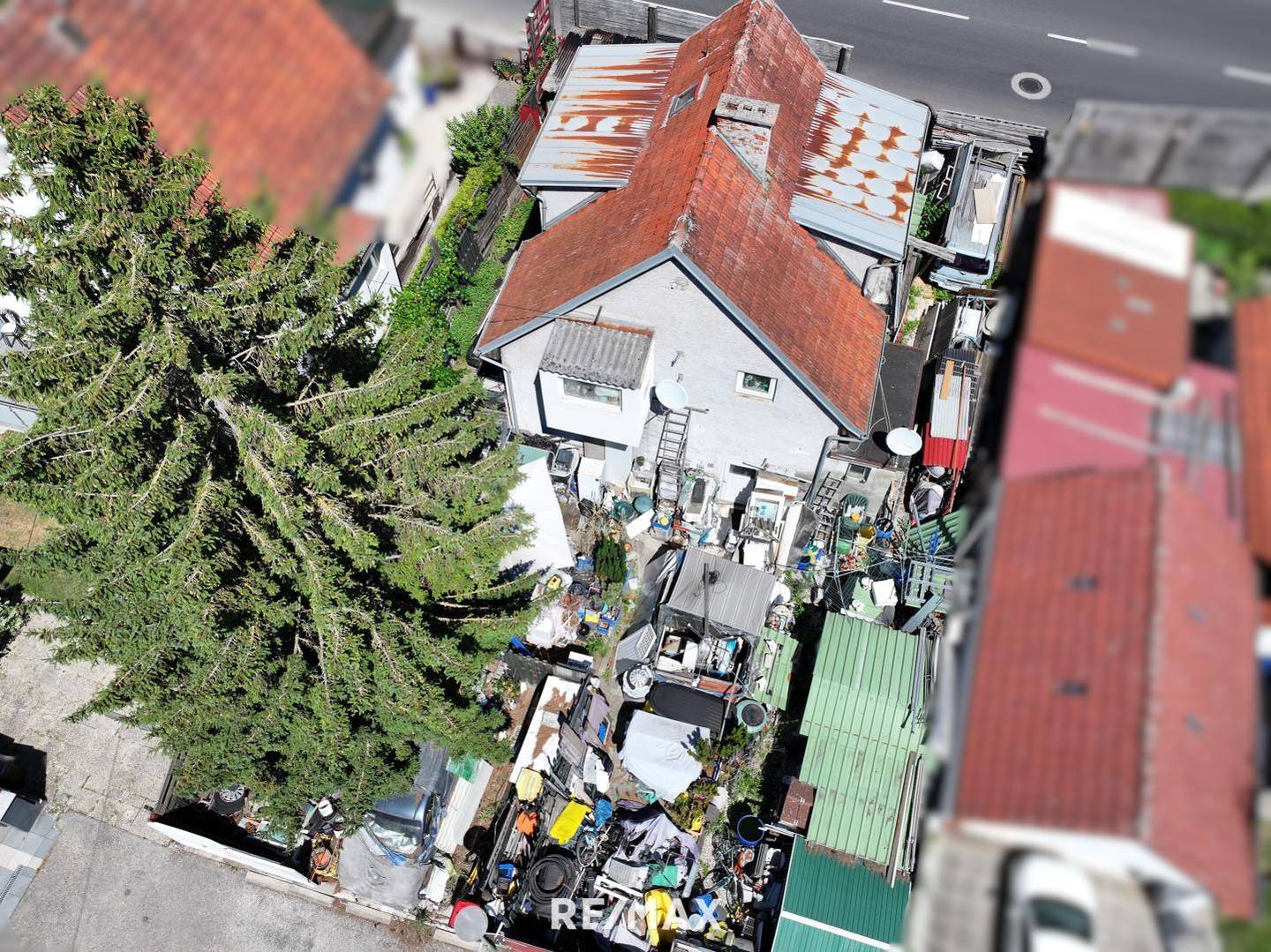 Sanierungsprojekt auf ebenem Grundstück Wohnung