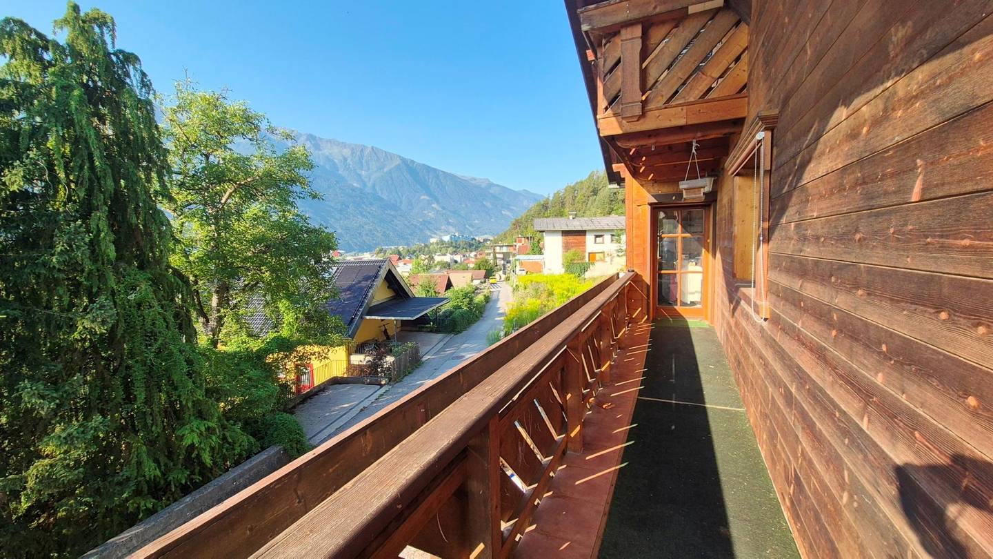 Lichtdurchflutete Wohnung mit südlichem Balkon und Garten
