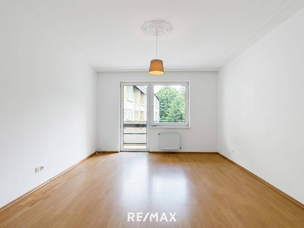 Familienwohnung mit Loggia und Grünblick