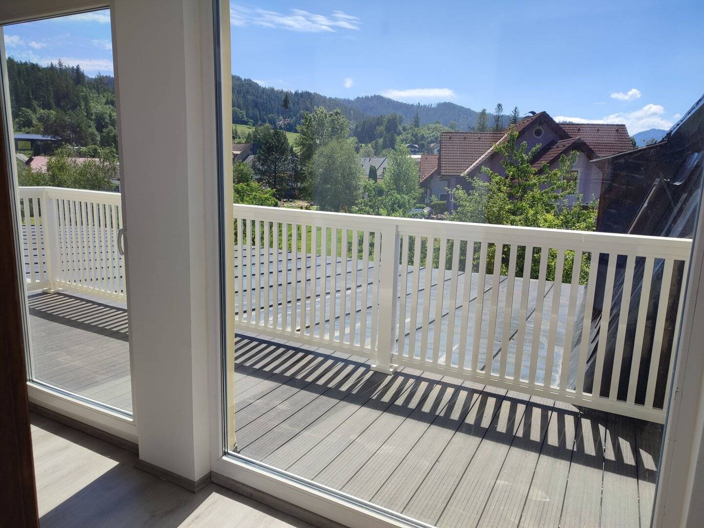 Neu adaptierte 5 Zimmerwohnung als Ferienwohnung geeignet  - 5 Minuten zum Erlaufsee und 1Minute zum Skilift !