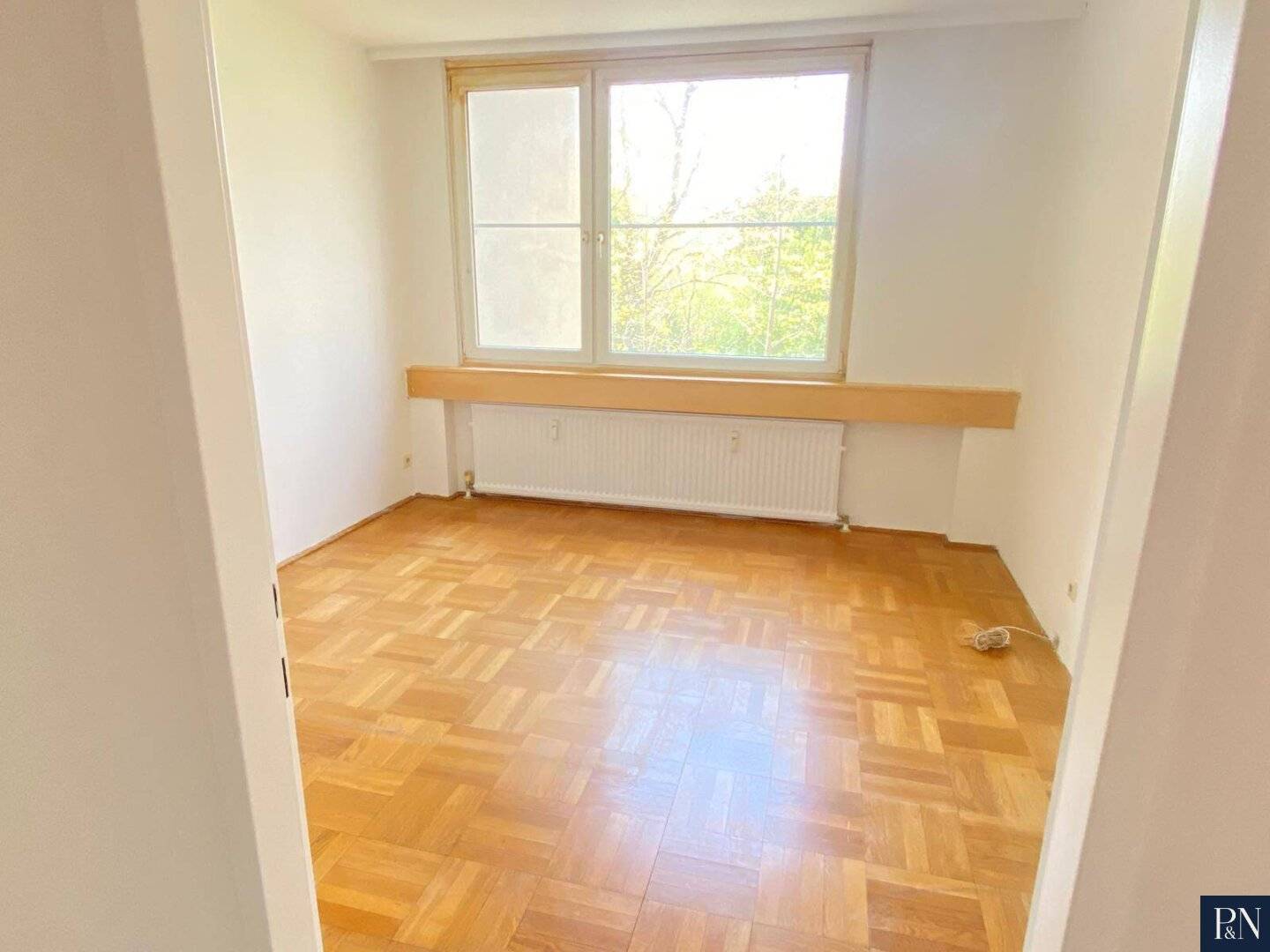 Two-room apartment in the green area Loggia, rent warm