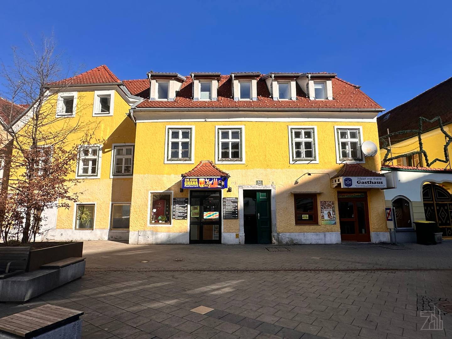 Anlegerwohnung in historischem Gebäude mit Innenhof