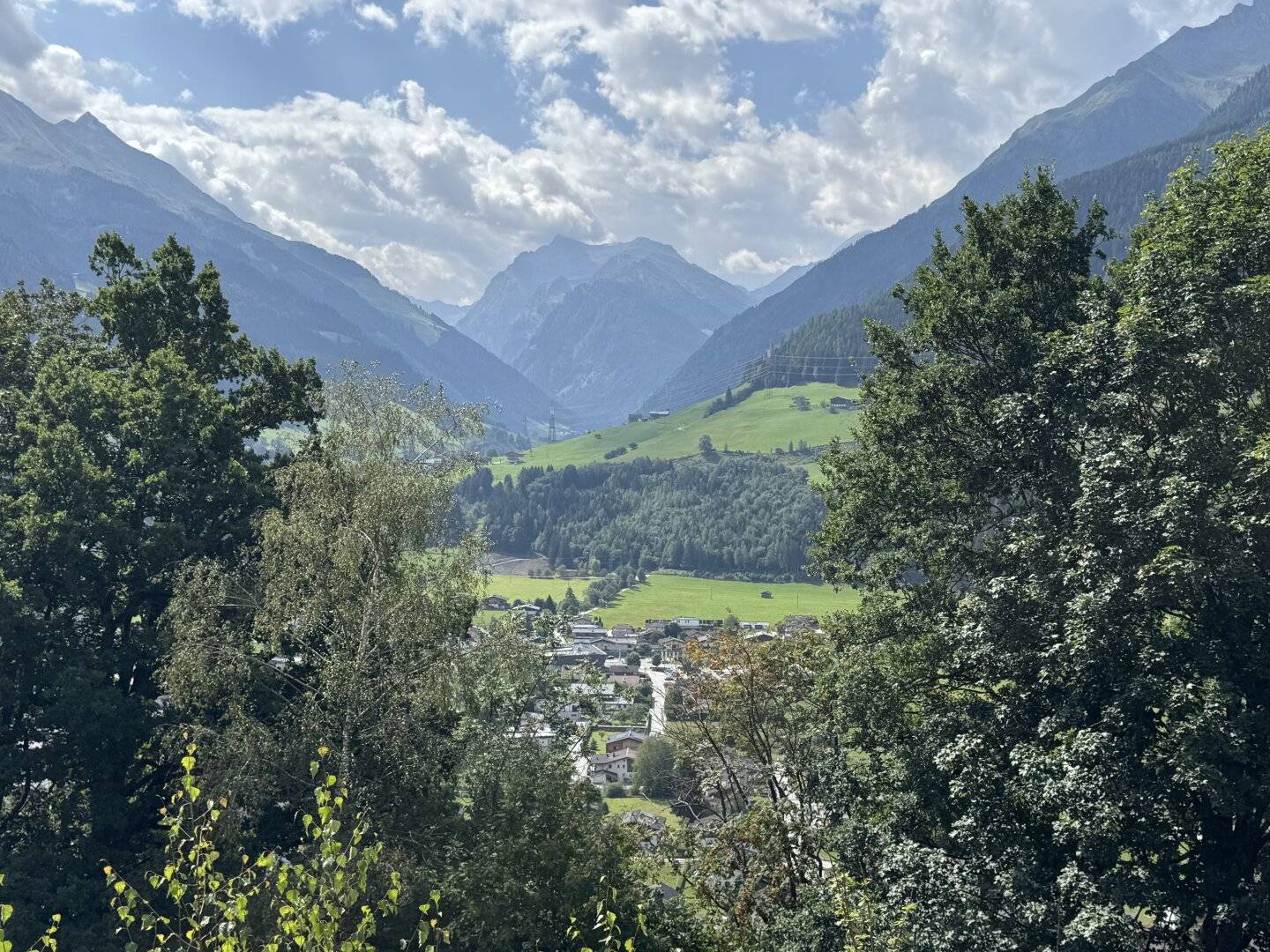 Baugrundstück am Sonnenhang mit genehmigtem Bauprojekt in Mittersill