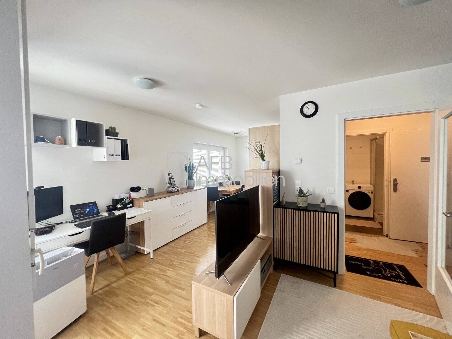 Stylish 1-room apartment for rent near the Tax Office in Jakomini