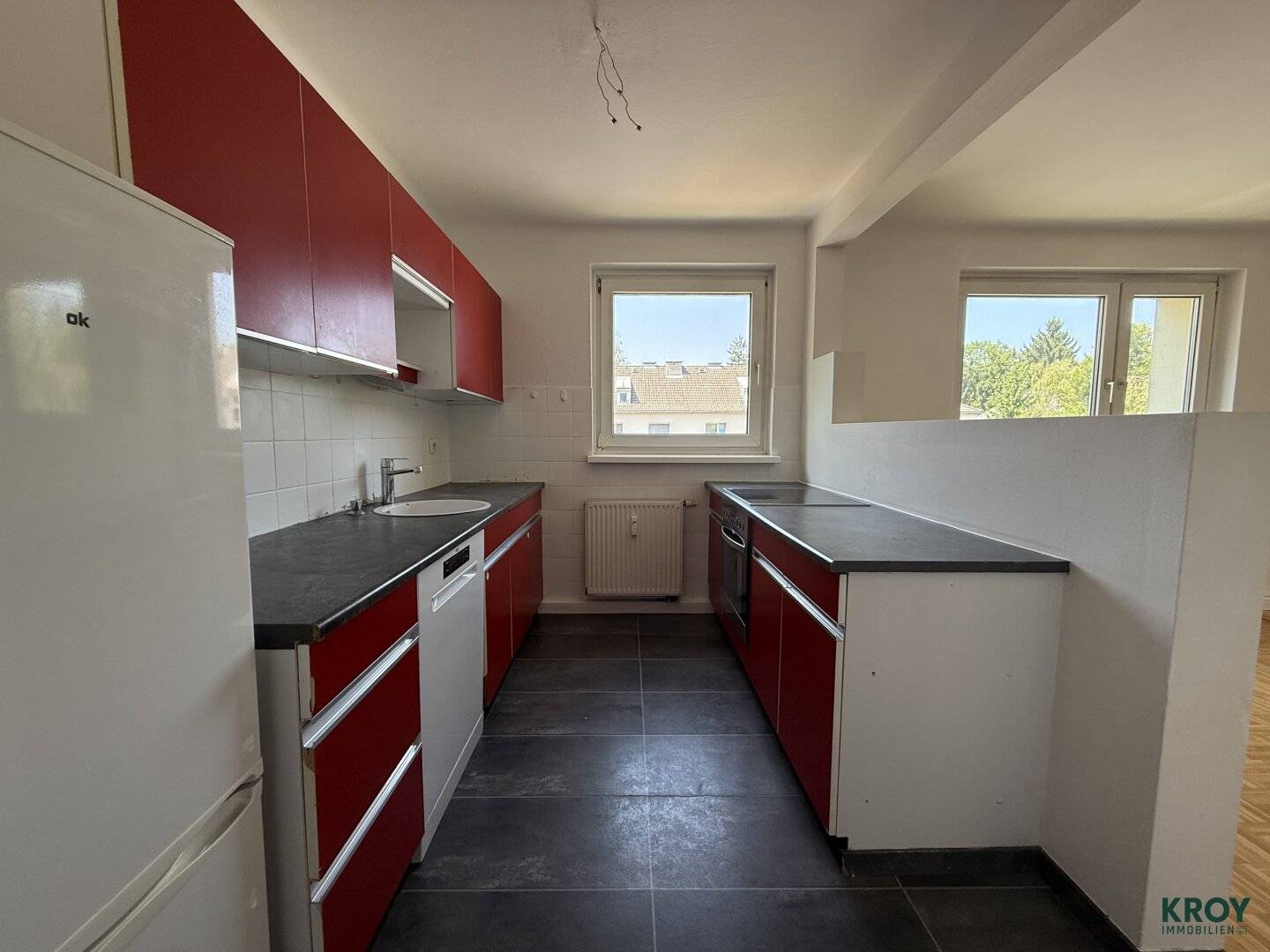 Well-maintained and bright 4-room apartment Walserfeld with garden use