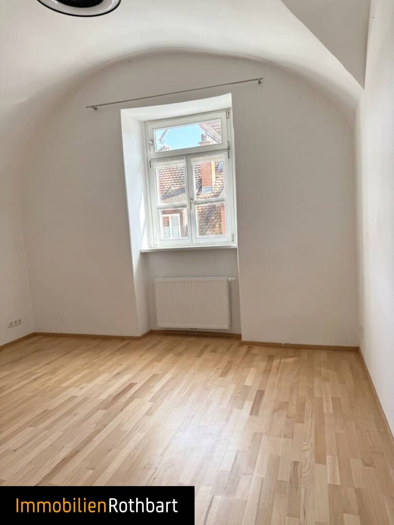 Modern 2-room apartment with loggia in Bruck an der Mur