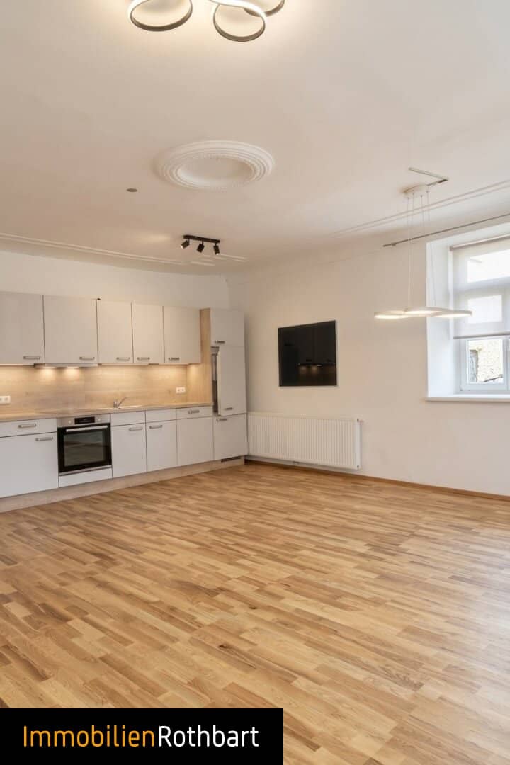 Modern 2-room apartment with loggia in Bruck an der Mur